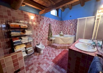 VENDITA LA SALLE - BAGNO COMPLETO AL PIANO - Quadrilocale Via Cesare Ollietti 13, La Salle - foto 20