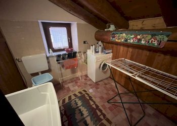 VENDITA LA SALLE - BAGNO DI SERVIZIO - Quadrilocale Via Cesare Ollietti 13, La Salle - foto 23