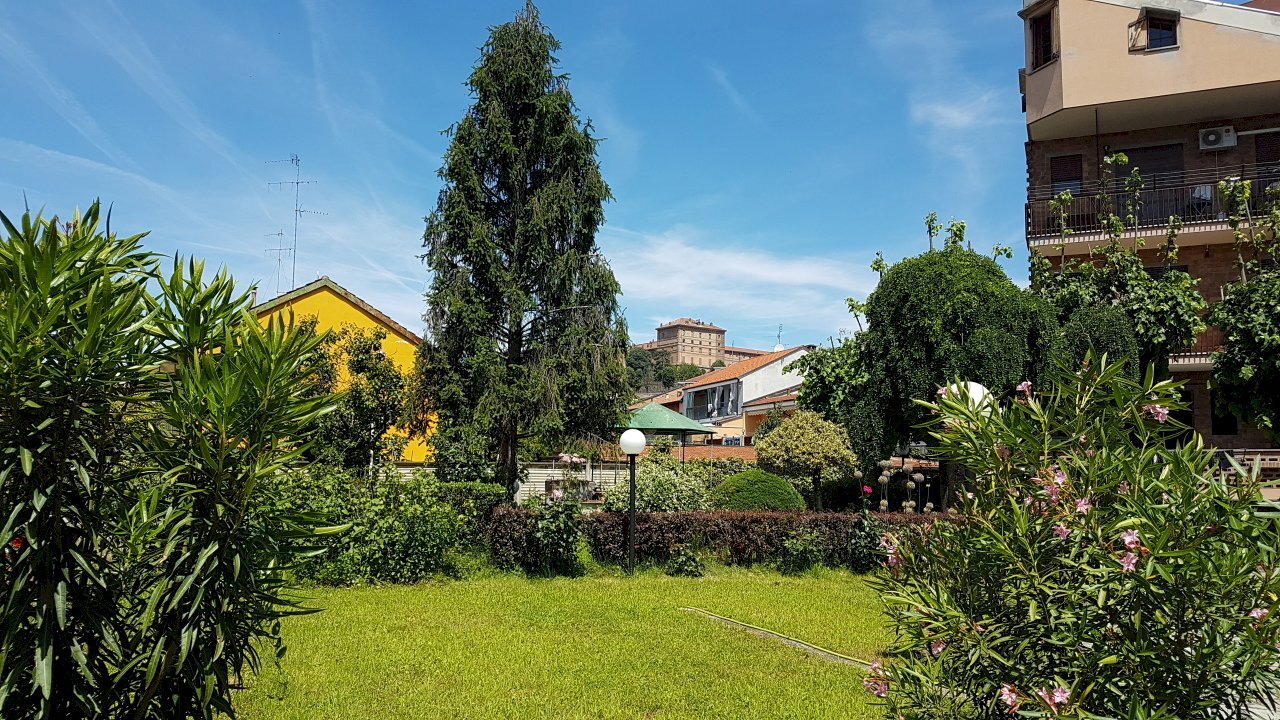 Cortile_8.jpg - Three-room apartment Via XXIV Maggio 28, Moncalieri - photo 2