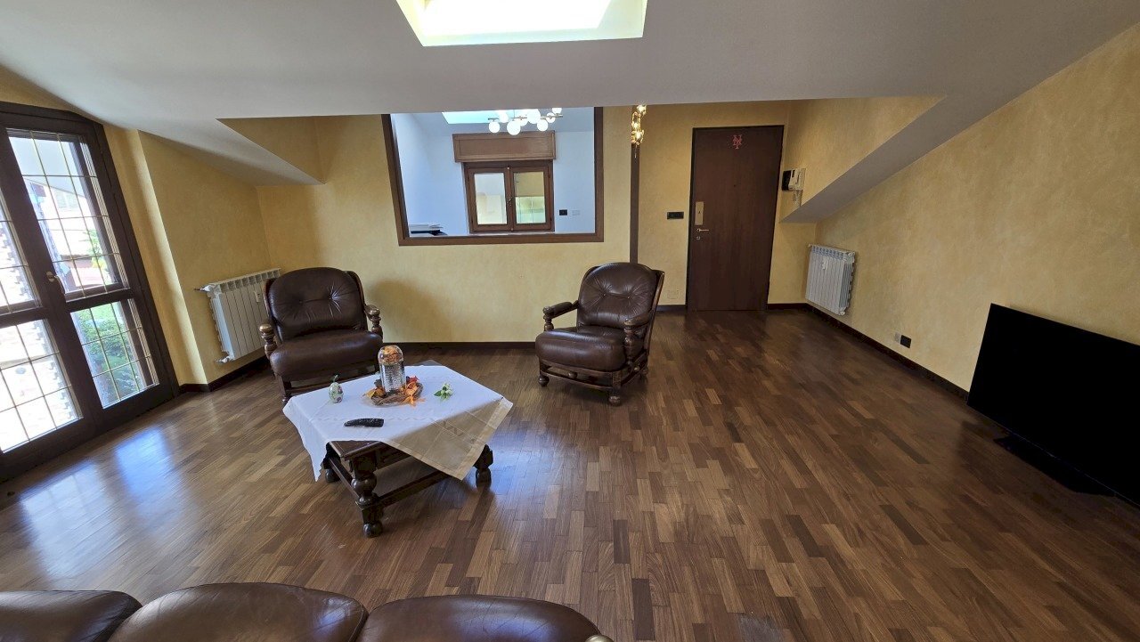 Soggiorno_2.jpg - Three-room apartment Via XXIV Maggio 28, Moncalieri - photo 3