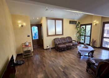 Soggiorno_4.jpg - Trilocale Via XXIV Maggio 28, Moncalieri - foto 5