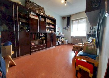 Camera da letto n?2.jpg - Quadrilocale Via Vincenzo Gioberti 19, Orbassano - foto 16