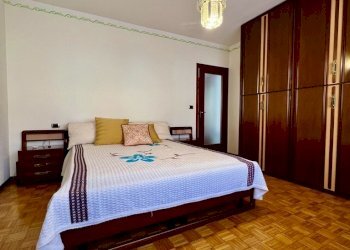 Camera letto matrimoniale.jpeg - Appartamento Via C. Pavese 23, Venaria Reale - foto 8