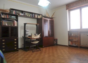 Seconda Camera letto.jpeg - Appartamento Via C. Pavese 23, Venaria Reale - foto 9