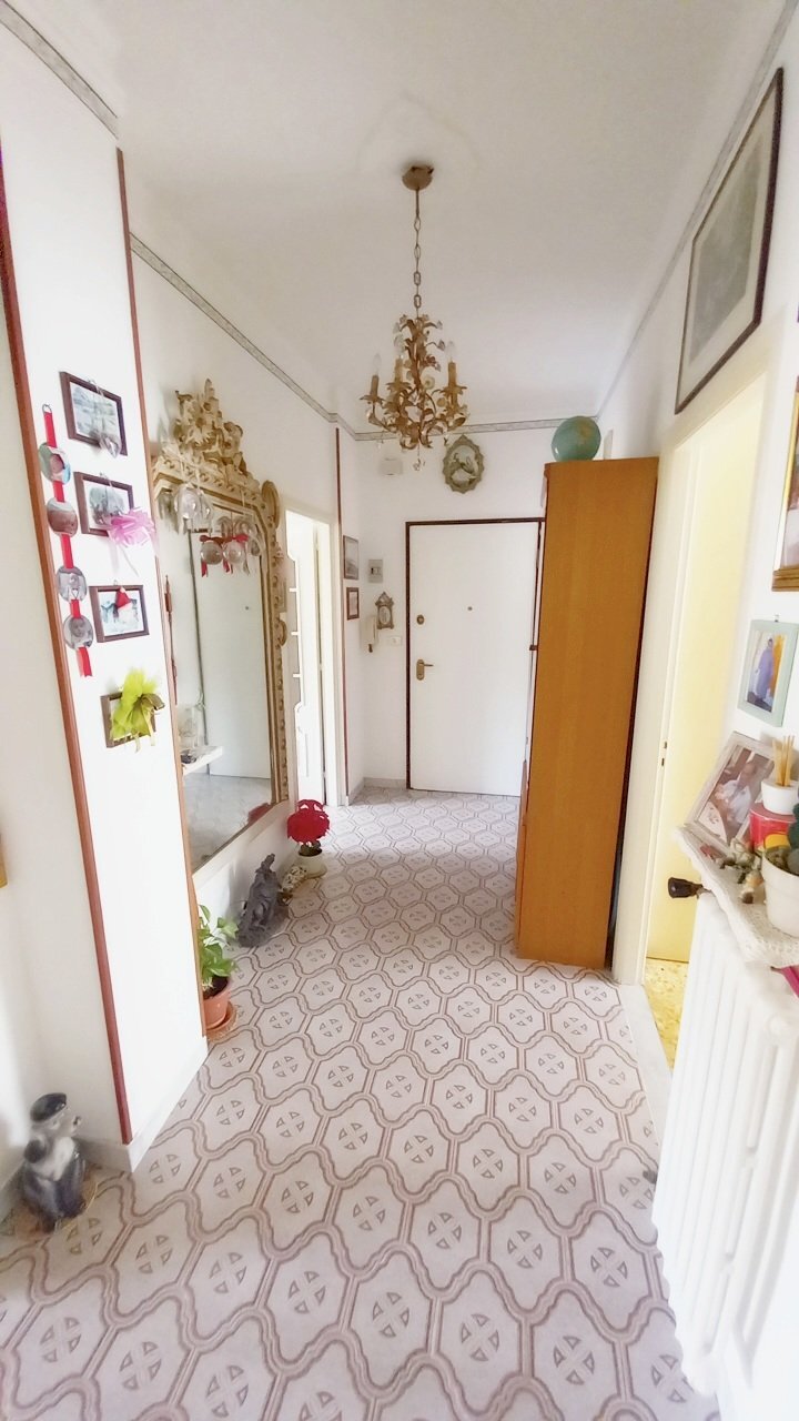 Q2473.jpg - Quadrilocale Via Cristoforo Colombo, Taggia - foto 3