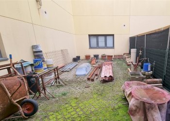 20250116_111038.jpg - Commercial Premises Via Paul-Henry Spaak 6, Parma - photo 7