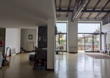 PXL_20250309_153417676.MP.jpeg - Townhouse Piacenza - photo 16