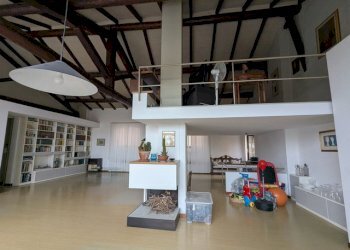 PXL_20250309_153453583.MP.jpeg - Townhouse Piacenza - photo 19