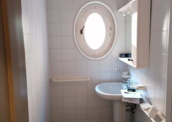 IMG_20200205_123132.jpg - Office Piacenza - photo 11