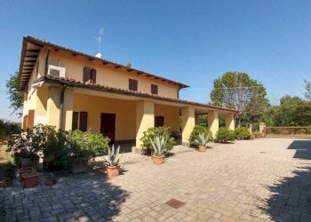 18.jpg - Villa Stradello Giovanardi 95, Modena - foto 2