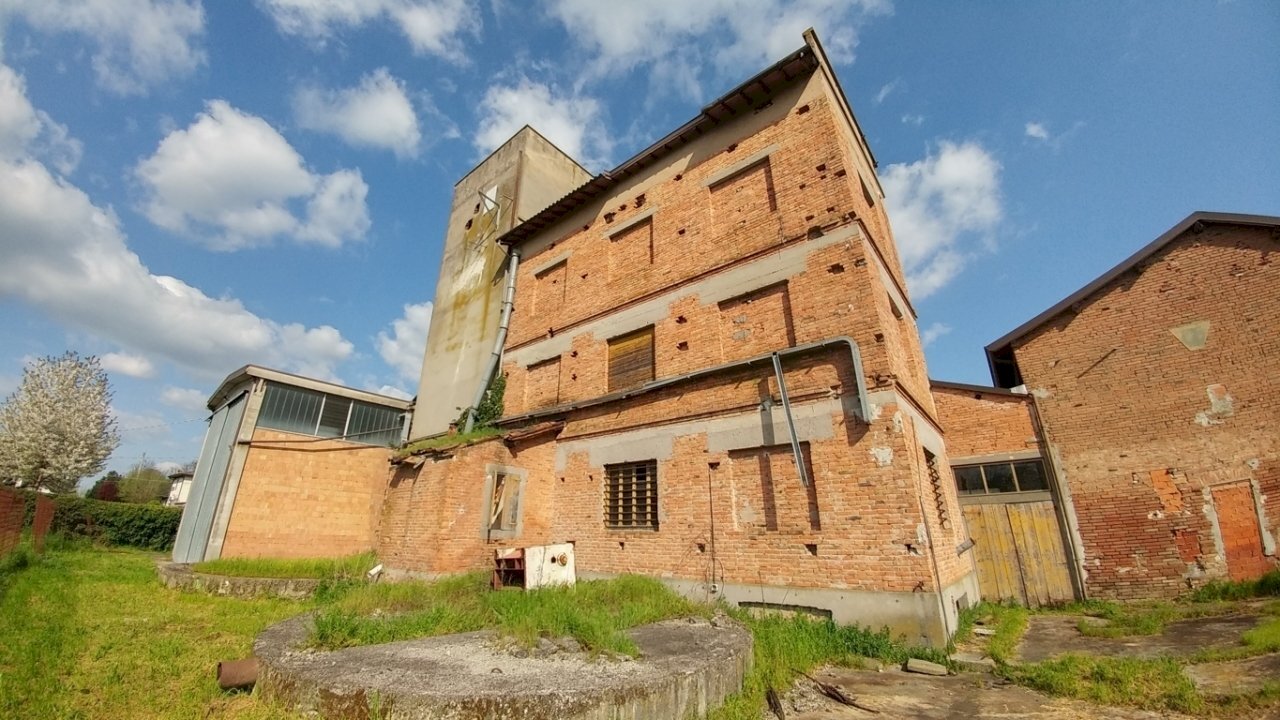 novellara (3).jpg - Locale Commerciale Novellara - foto 3