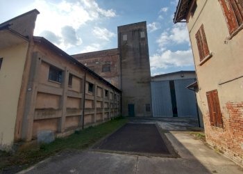 novellara (17).jpg - Locale Commerciale Novellara - foto 17