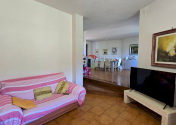 zona giorno (1).jpg - Villa Strada di Poscargano 20, Terni - foto 14