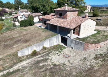 DJI_20251007123858_0308_D.JPG - Casale Vocabolo San Quirico, Avigliano Umbro - foto 2