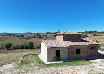 DJI_20251007123744_0304_D.JPG - Casale Vocabolo San Quirico, Avigliano Umbro - foto 4