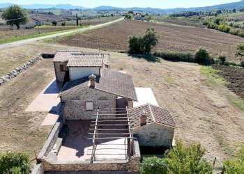 DJI_20251007122640_0294_D.JPG - Casale Vocabolo San Quirico, Avigliano Umbro - foto 11