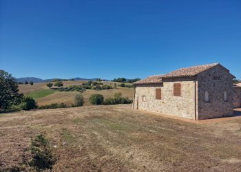 20251007_121911.jpg - Casale Vocabolo San Quirico, Avigliano Umbro - foto 18