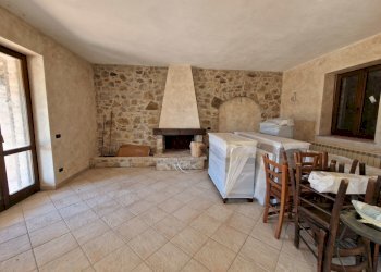 20251007_122117.jpg - Casale Vocabolo San Quirico, Avigliano Umbro - foto 23