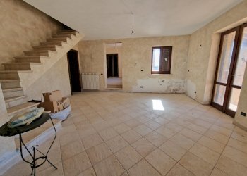 20251007_122130.jpg - Casale Vocabolo San Quirico, Avigliano Umbro - foto 25