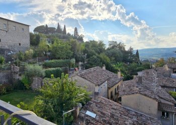 terrazzo (8).jpg - Appartamento Via del Forno 6, Todi - foto 3