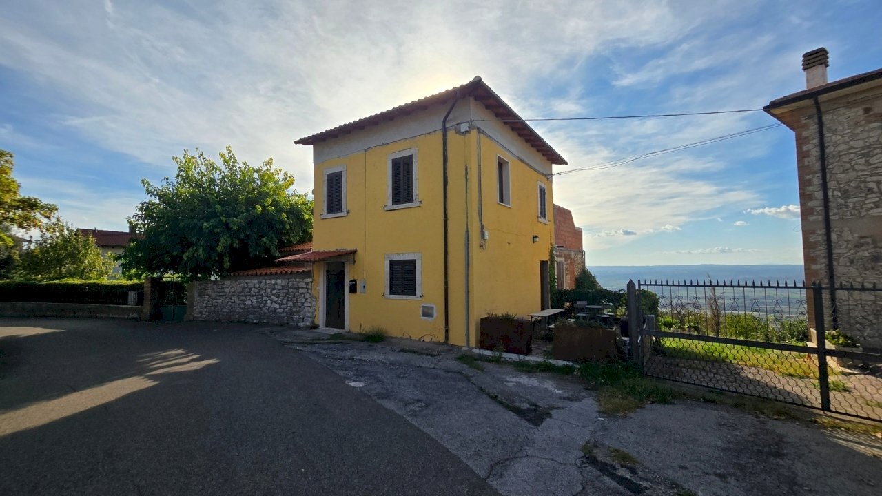 20250920_165256.jpg - Townhouse Via Dante Alghieri 35, Guardea - photo 1