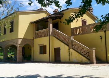 casale Todi (1).JPG - Casa indipendente Vocabolo Palombaro 20, Todi - foto 5