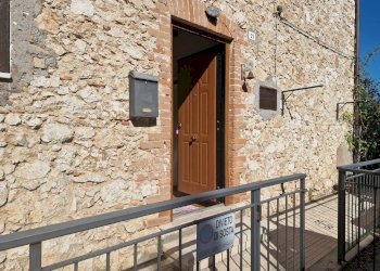 20250901_162034.jpg - Portion of a house Via San Filippo 21, Lugnano in Teverina - photo 12