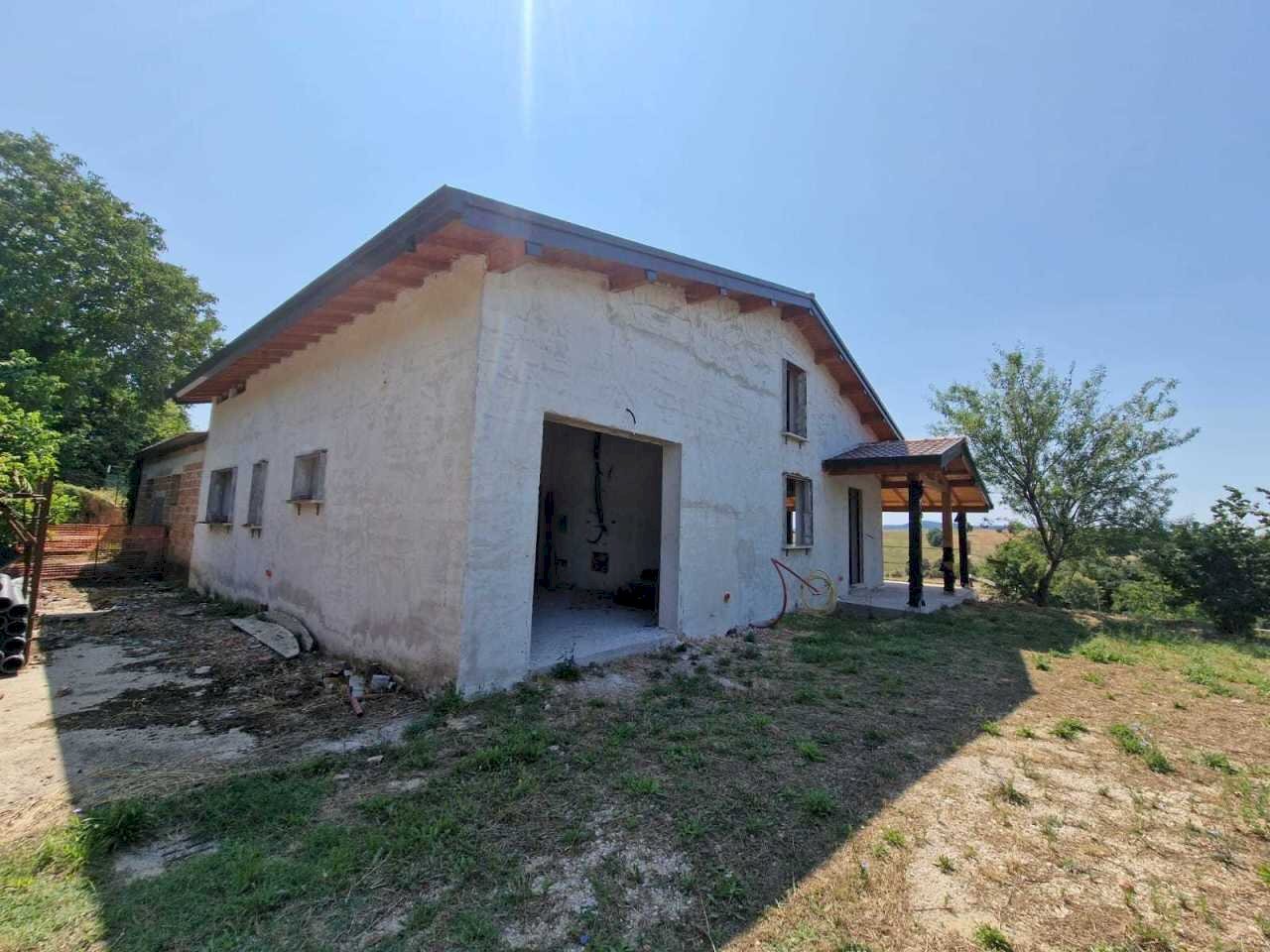 Immagine WhatsApp 2025-08-06 ore 13.00.10_82b3f8ab - Terraced Villa Montecastrilli, Montecastrilli - photo 3