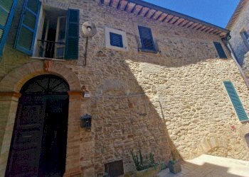 IMG-20250801-WA0054.jpg - Rustico Piazza Umberto I 9, Gualdo Cattaneo - foto 1