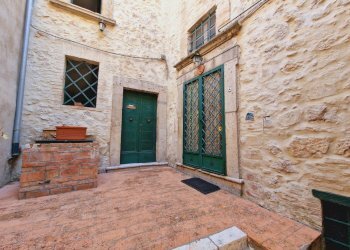 20240911_121019.jpg - Portion of a house Via Duca degli Abruzzi 37, Lugnano in Teverina - photo 2