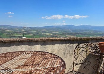 20250405_122148.jpg - Terratetto - Terracielo Via del Duomo 22, Todi - foto 30