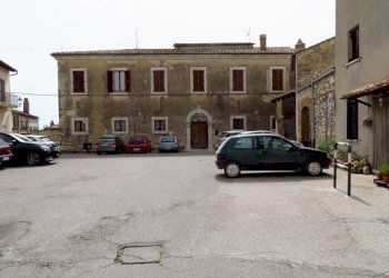 la-centrale-piazza-iv.jpg - Quadrilocale Vico San Biagio 7, Amelia - foto 28