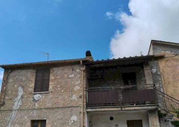 IMG-20250502-WA0176.jpg - Porzione di casa macchie, Amelia - foto 4