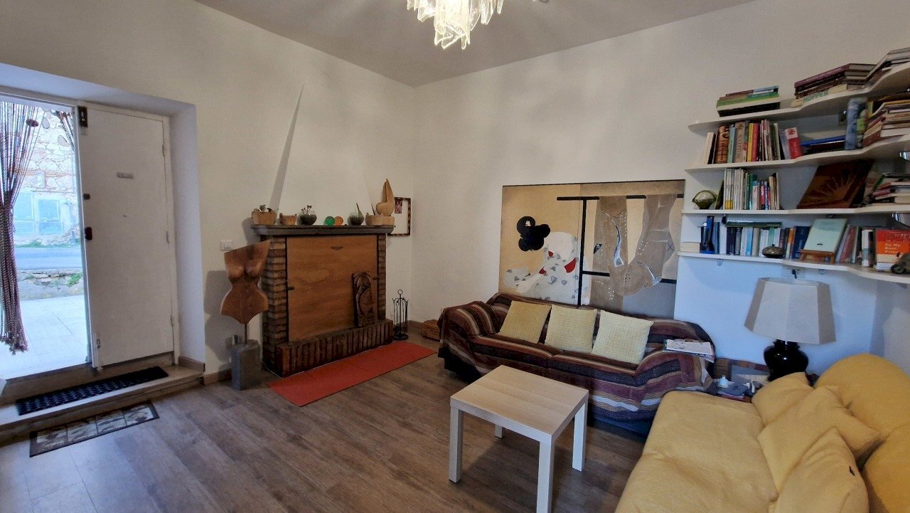 20240122_084155.jpg - Porzione di casa Via San Filippo 15, Lugnano in Teverina - foto 3