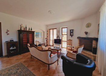 20240628_123313.jpg - Casale Strada del Poggio, Avigliano Umbro - foto 3