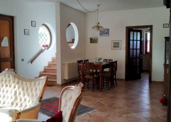 IMG-20211228-WA0037.jpg - Casale Strada del Poggio, Avigliano Umbro - foto 19