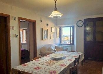 asppartamento centro storico (2).jpg - Quadrilocale Baschi - foto 4