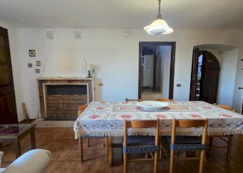 asppartamento centro storico (3).jpg - Quadrilocale Baschi - foto 6