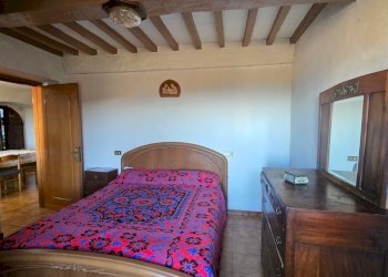 asppartamento centro storico (5).jpg - Quadrilocale Baschi - foto 10