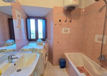 asppartamento centro storico (14).jpg - Quadrilocale Baschi - foto 13