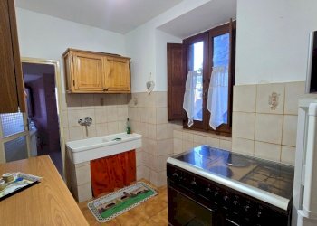 asppartamento centro storico (11).jpg - Quadrilocale Baschi - foto 16