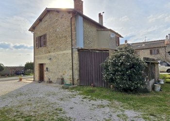 20250321_154236.jpg - Rustic SP92 95, Baschi - photo 21