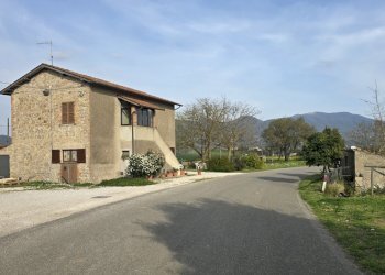 20250321_160157.jpg - Rustic SP92 95, Baschi - photo 25