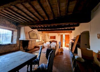 20241229_095709.jpg - Casale Strada di Spiccalonto, Amelia - photo 7