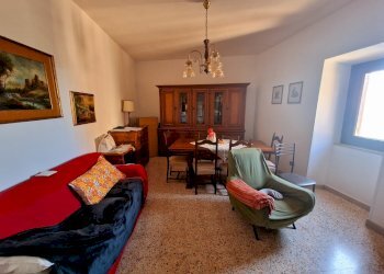 20241201_113403.jpg - Portion of a house Via Camillo Benso Conte di Cavour, Lugnano in Teverina - photo 3