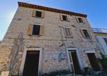 20240911_103402.jpg - Terratetto - Terracielo Via del Fossato, Guardea - foto 2