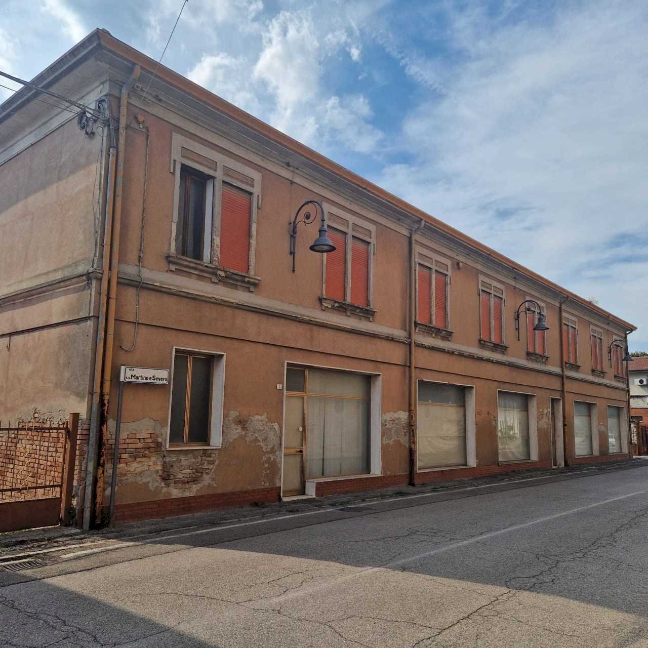 WhatsApp Image 2025-07-17 at 11.39.44 (2).jpeg - Commercial Premises Crespino - photo 2