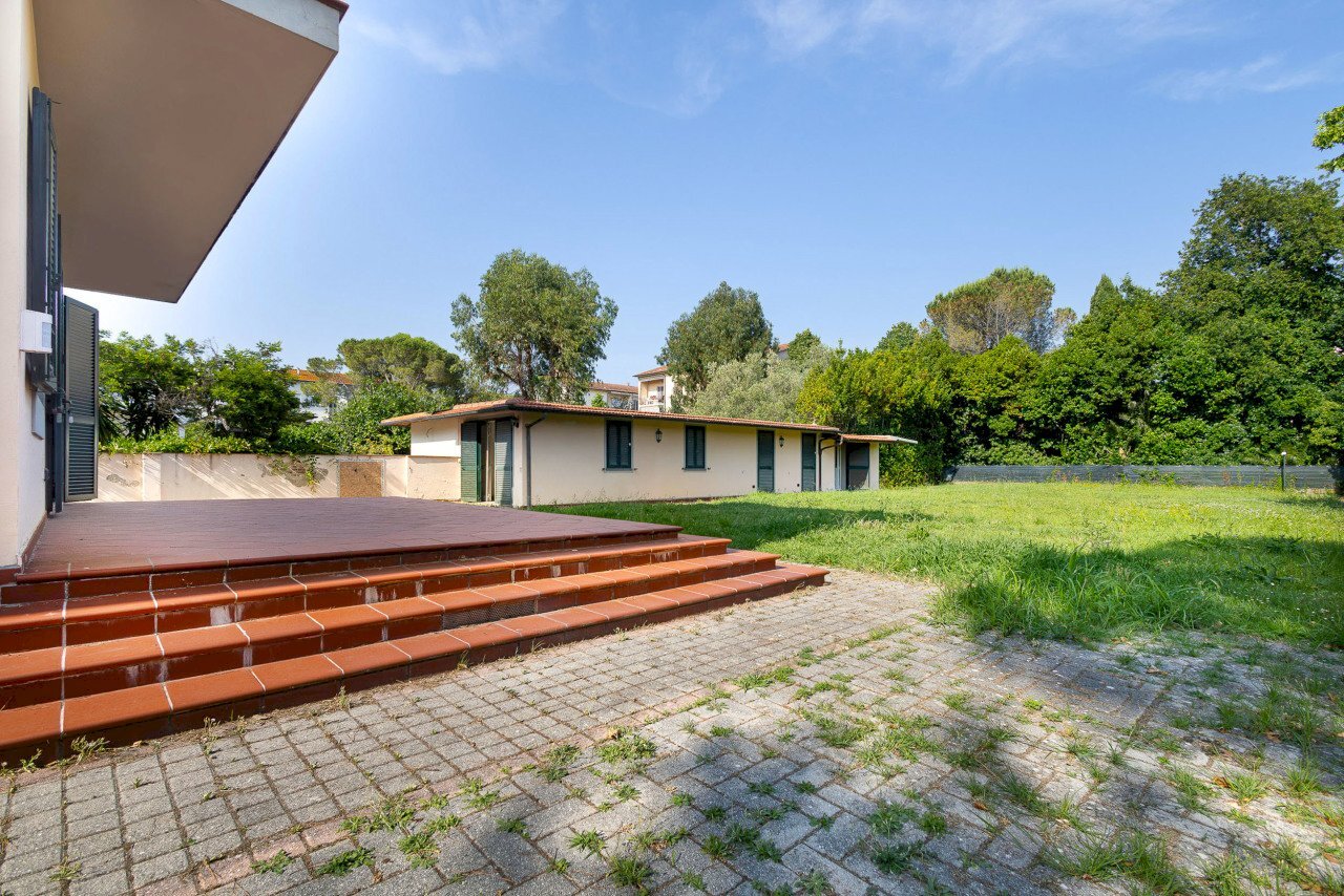 5.jpg - Villa Pisa - foto 2