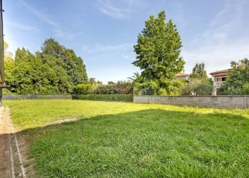 10.jpg - Villa Pisa - foto 4