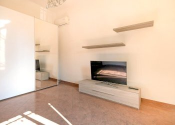 18.jpg - Villa Pisa - foto 10